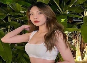 น้องสาวย่องไปกับพี่ชายของเธอ
