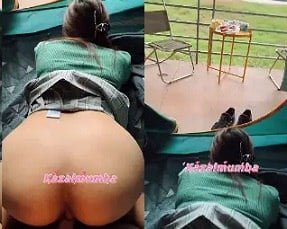 คลิปร้อนของ Hoang Cuu Bao และ Linh Linh แฟนสาวของเขาถูกเปิดเผย