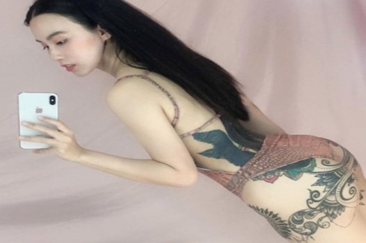 ภาพยนตร์เรื่องเซ็กส์ทั้งหมด Bui Thi Thanh Loan มีร่างใหญ่และหีแสนอร่อย
