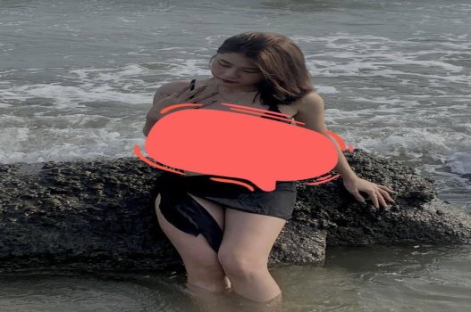พี่ชายที่มีเสน่ห์ของน้องสาวโดยเปิดเผยร่างกายของเขา