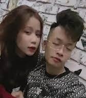 น้องสาวเซ็กซี่สอนให้น้องชายของเธอรัก
