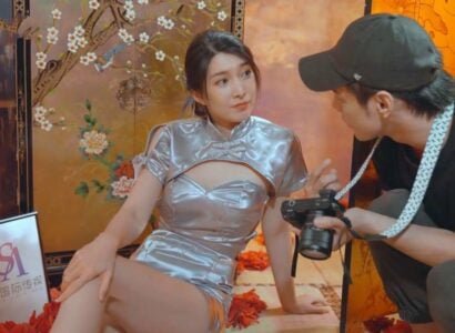 เด็กสาวหีเงี่ยนขอเชิญชวนชายหนุ่มให้เล่นอย่างเข้มข้น
