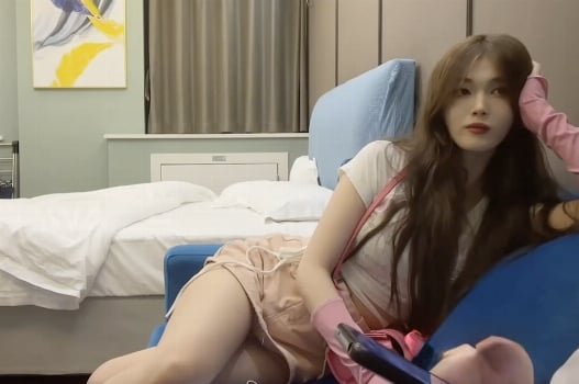 Kim Binh Mai: Lost in Passion