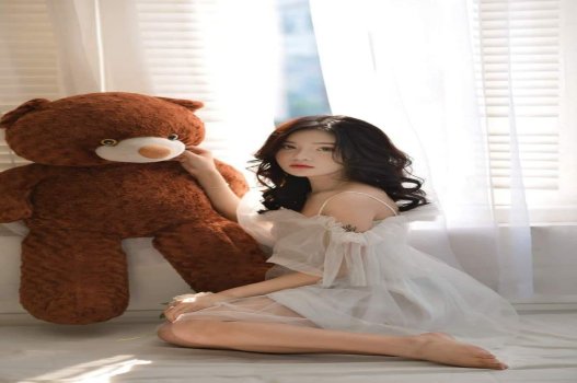 ครูผู้สอนใจรักท้องใหญ่ของสาวร้อนแรง